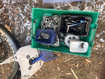 Díly Yamaha Yz 125 - 4