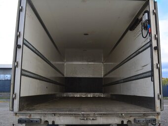 DAF CF 320 FA Euro VI 4x2 skříň - 4