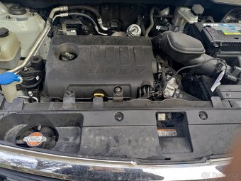 Kia Sportage 1.7 CRDi - 4