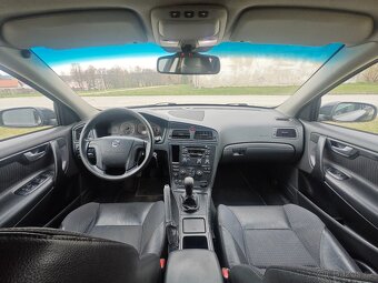 Volvo V70 - 4