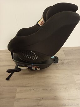 Otočná autosedačka Graco - 4