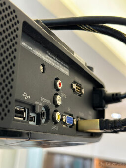 Projektor EPSON EH-TW5200 +stropní držák + 3D brýle - 4
