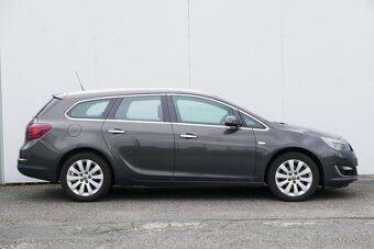 Opel Astra J 1.7 Cdti 81 kW M6° Sports Tourer - 4