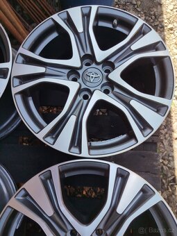 ALU originál Toyota RAV4 5x114,3 R17 7J ET39 - 4