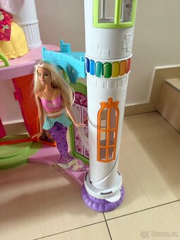 Zámek domeček Barbie - 4