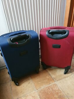 2x kufr na koleckach - 4