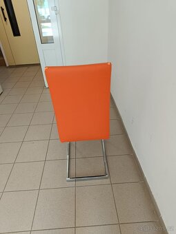 KUCHYŇSKÉ ŽIDLE - 4