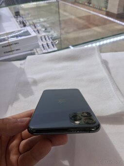 Apple iPhone 11 Pro Max 64 GB - 4