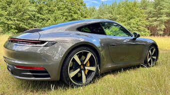 Porsche 911 4S - 4