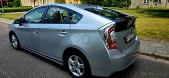 Toyota Prius 1.8 hybrid pohon přestavba invalida naviják ZTP - 4