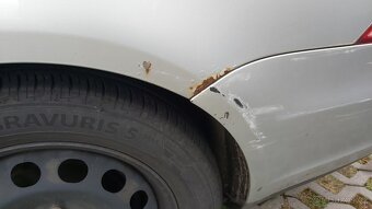 Golf 5 kombi, 1.9 TDI, rv. 2008, na opravu motoru - 4