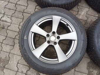 Pneu včetně ráfků 235-65R18 107H - 4