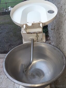 Hnětač těsta - 4