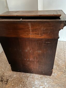 Starožitný noční stolek - 4