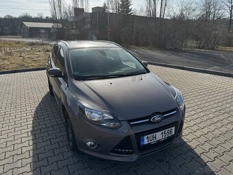 Ford focus 1.0tsi - 4
