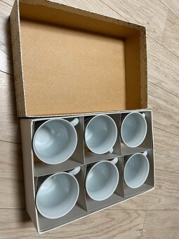 Sada sběratelských hrnečků, Royal Dux, čajový set - 4