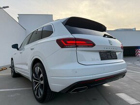 Volkswagen Touareg Rline 3.0 TDI Tiptronic 4MOTION - 4