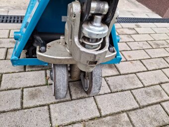 Paletový ruční vozík - paleťák - 4