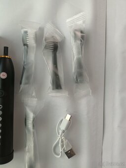 Elektrický zubní kartáček + 3 hlavice, supersonický nový - 4