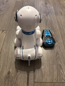 Robopes s hlasovými povely - 4