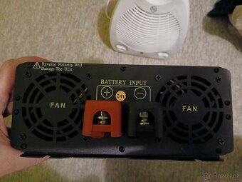 Prodám sinusový měnič napětí 24/230V 5/12kW - 4