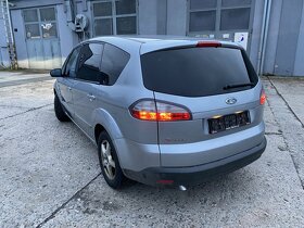 Ford S-max 2.0i - 4