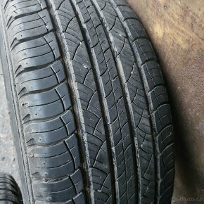 MICHELIN LATITUDE TOUR HP 215 65 R16 - 4