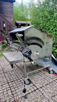 Profi celonerezový gril na prase/sele - 4