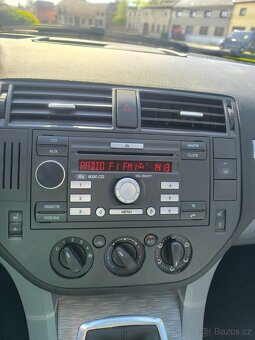 Ford C max 1,6, benzín, manuál, r.v. 2008 - 4
