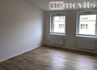 Pronájem nadstandardního bytu v Hradci Králové - ulice Chelč - 4