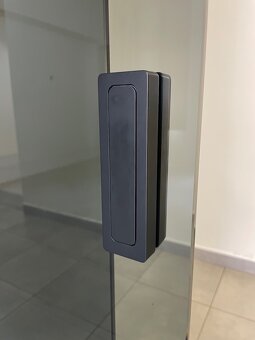 Dveře interiérové skleněné posuvné - 4