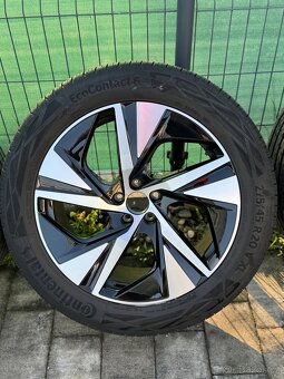 Volvo XC90 R20 275/45 - 4