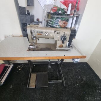 Sici stroj pfaff + overlock - 4
