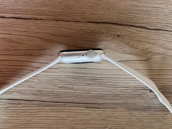 Apple Watch SE 2024 40 mm - 4