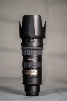 Nikon Nikkor 70-200 f/2.8 VR - 4