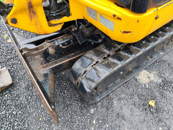BAGR JCB 1,5t rok 2010 + 3 lžíce - 4