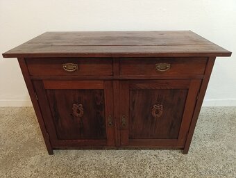 Starožitná komoda, nábytek z masívu, Nábytek s příběhem - 4