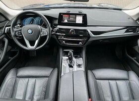BMW 530d xdrive, touring, panorama, závesné zařízení, DPH - 4