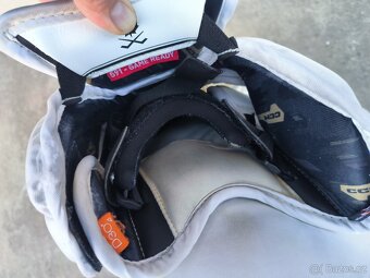 Lapačka CCM Axis 2 - 4