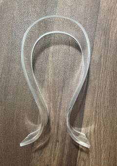 Průhledný stojan na sluchátka - Lea Headstand O - 4