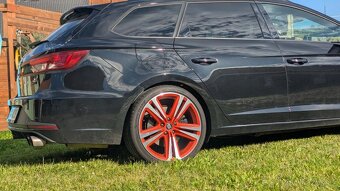 Seat Leon Cupra - 4