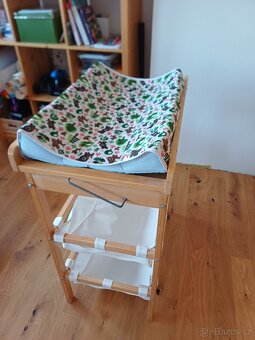 Přebalovací pult - 4