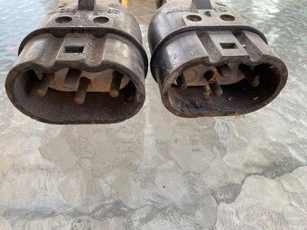 Zastrcky a zasuvka placate porcelan - 4