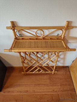 věšák nástěnný - 4