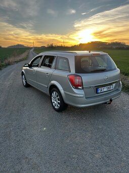 Prodám opel Astra H 1.6 16v 77kw R.V.2005… - 4