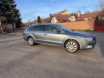 Škoda Superb Combi 2 ELEGANCE 2.0TDI DSG 103kW 2011 - 4