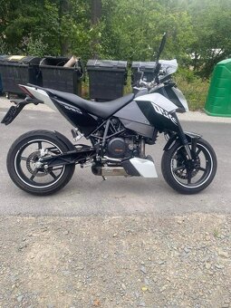 KTM 690 DUKE Bílá/černá - 4