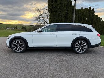 MERCEDES-BENZ E 220d ALL TERRAIN 4matic 08/2018 E220d - 4