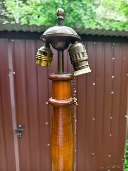 Starožitná velká stojací lampa z masivu - 4
