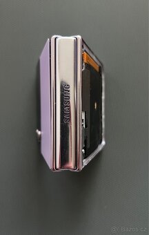 Samsung Galaxy Flip 4 8/128Gb - 4